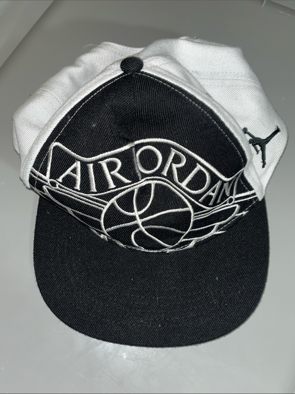 Air Jordan Jumpman Youth Black & White Cap Streetwear Casual  Colorblock